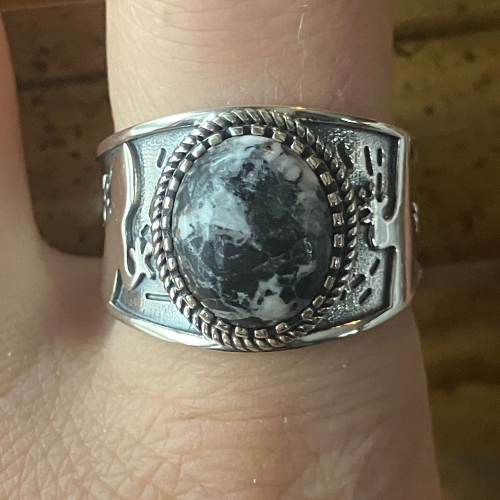 White Buffalo Turquoise Sterling Silver Ring Size 9